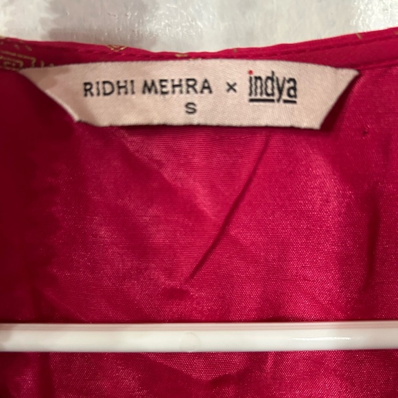 Ridhi Mehra x indya (S) Saree with belt - Picture 11 of 16